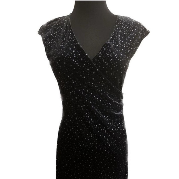 Dress - Picture 3 of 4